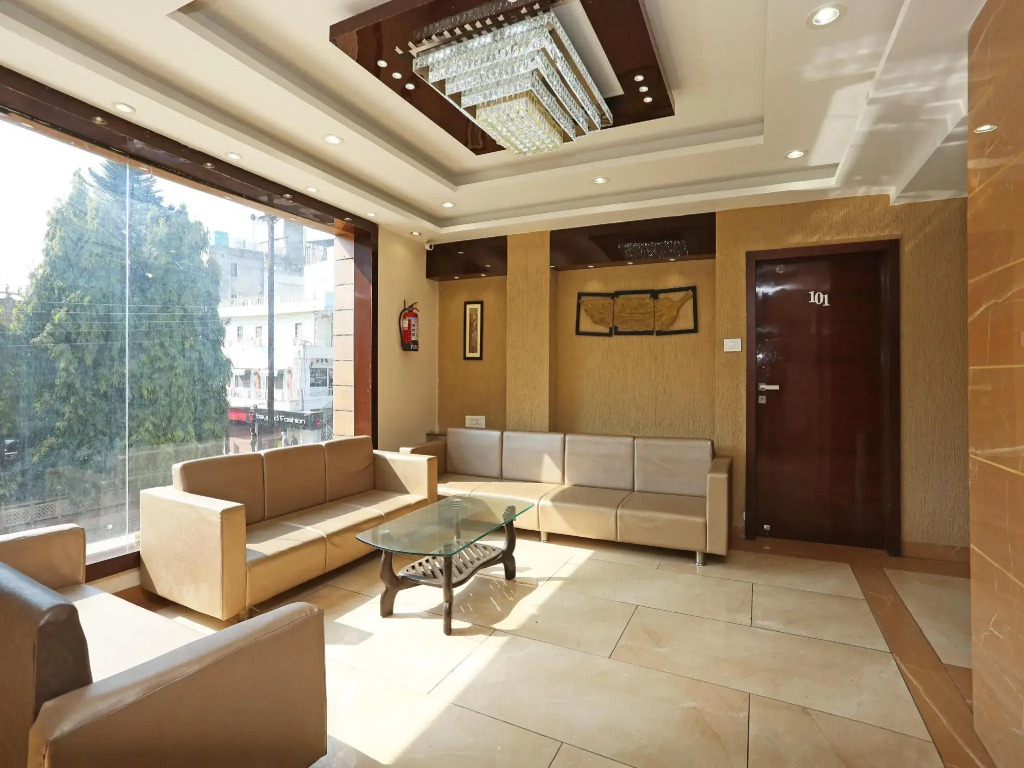 Capital O 8650 Hotel Johri Residency