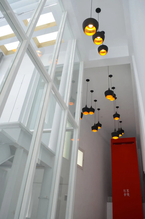 Days Fine Hotel