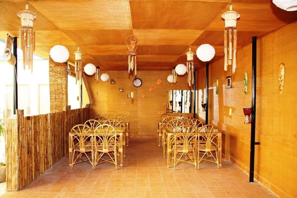 3 Seasons Service Apartment & Hotels Pvt. Ltd.