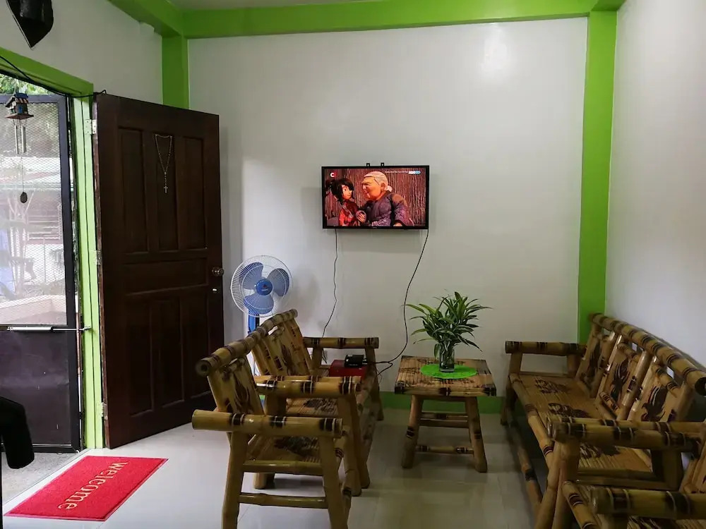 Kaleb Hostel