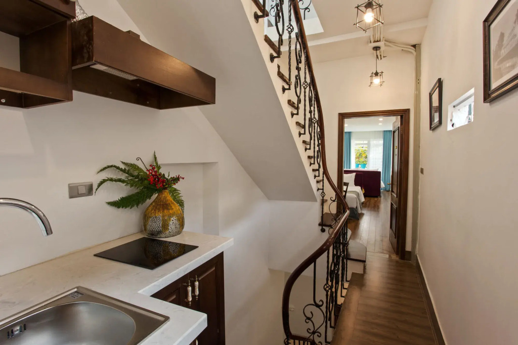 Hanoi Maro Hotel