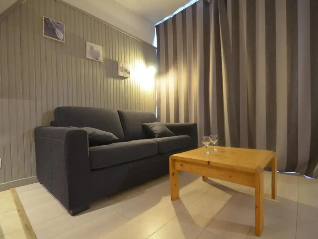 Appartement Les Menuires, 1 pièce, 4 personnes - FR-1-452-262