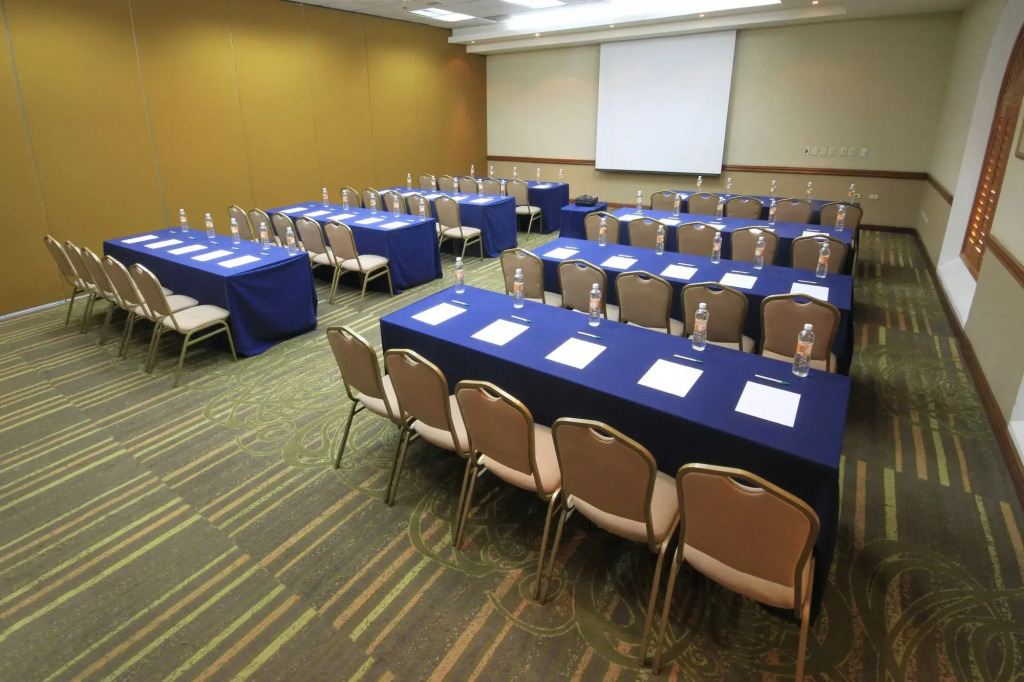 Holiday Inn Monclova by IHG