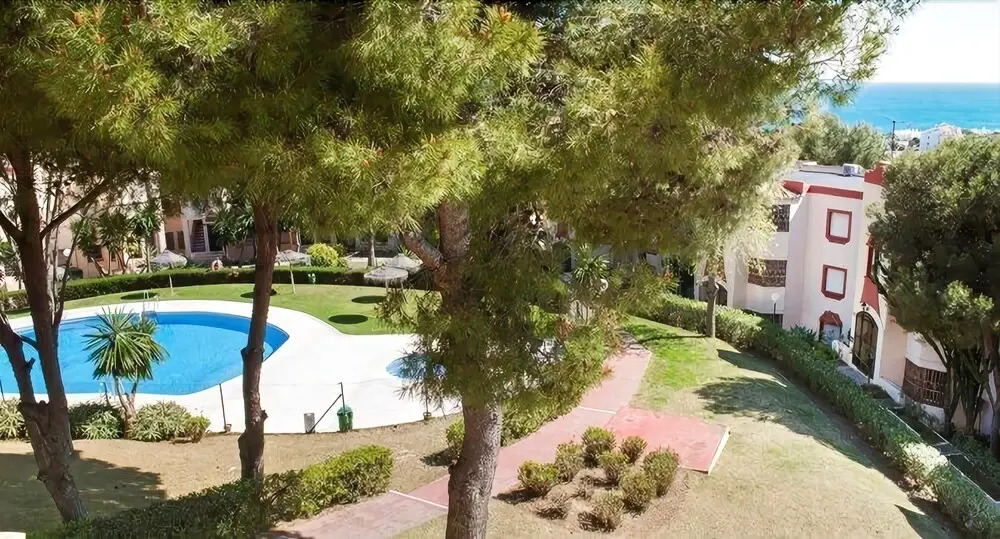 Lovely Apartment with Pool and Views Ref 113