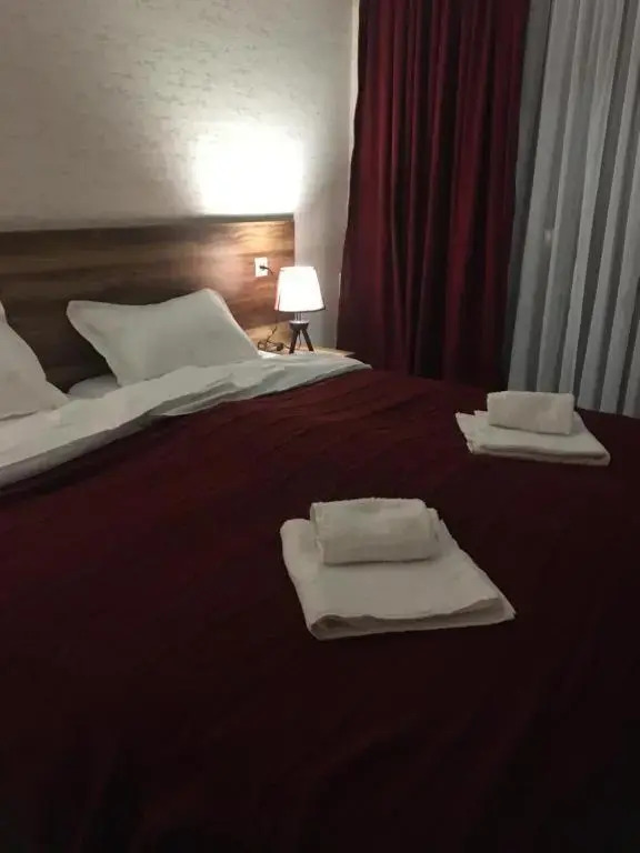 Hotel Qumli Apartment 210