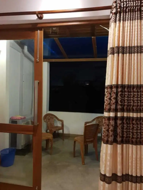 Trellis Apartment