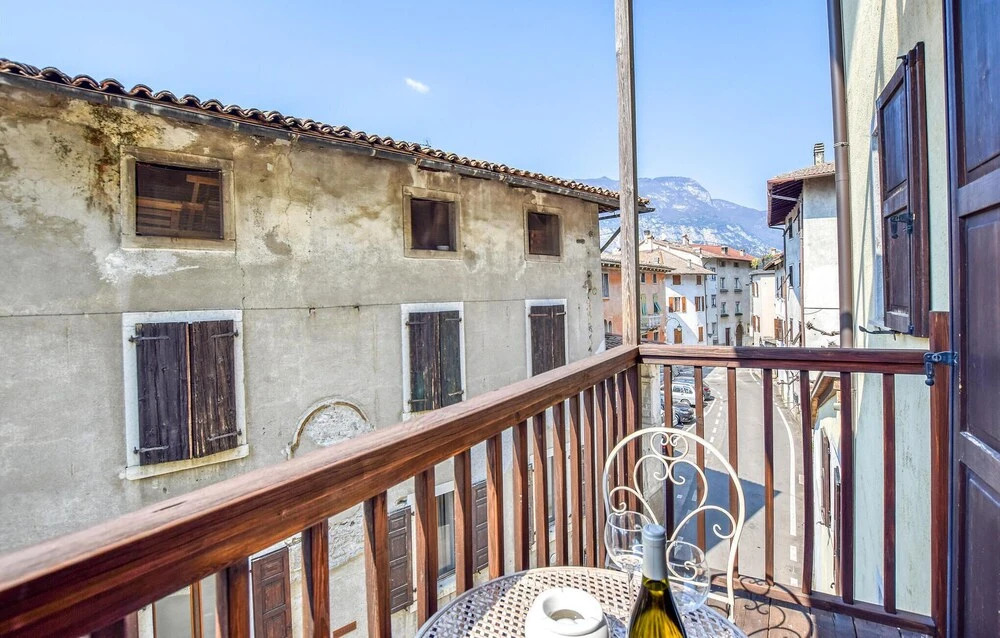 Beautiful Apartment in Vignole With Wifi