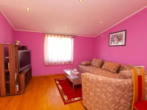 Apartment 1020