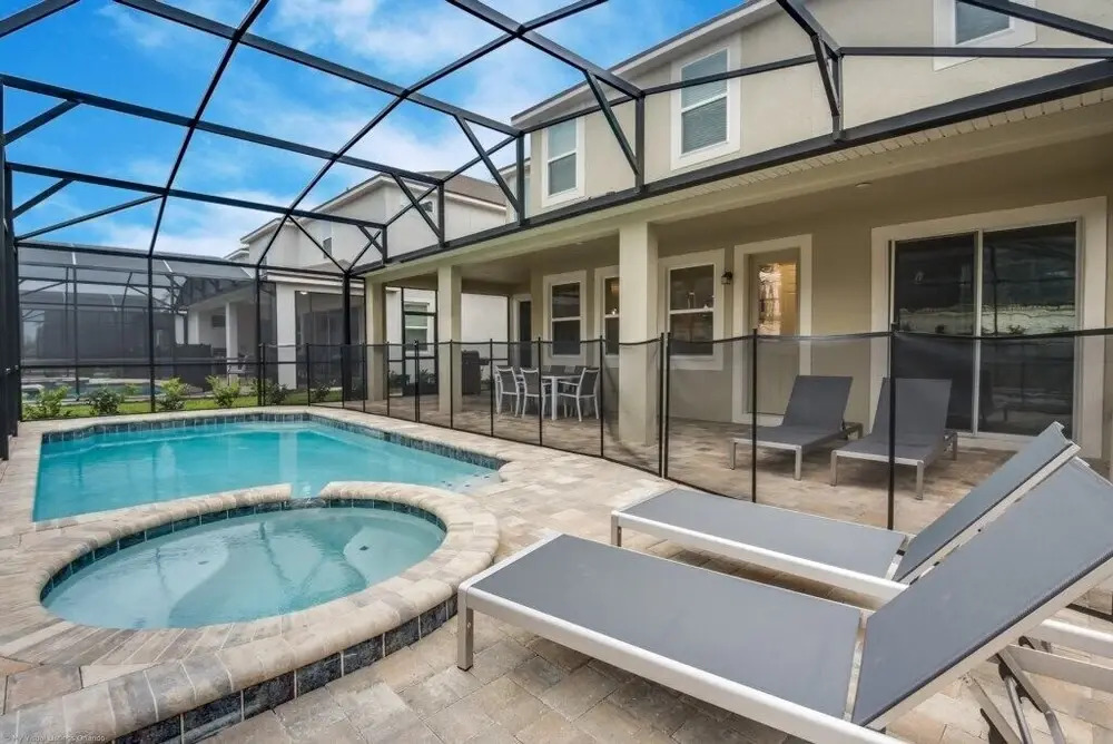 Hacienda 7 BR Pool Home by AV Dreams