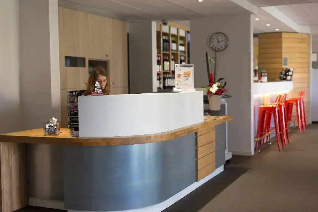 Brit Hotel Toulouse Colomiers - L’Esplanade