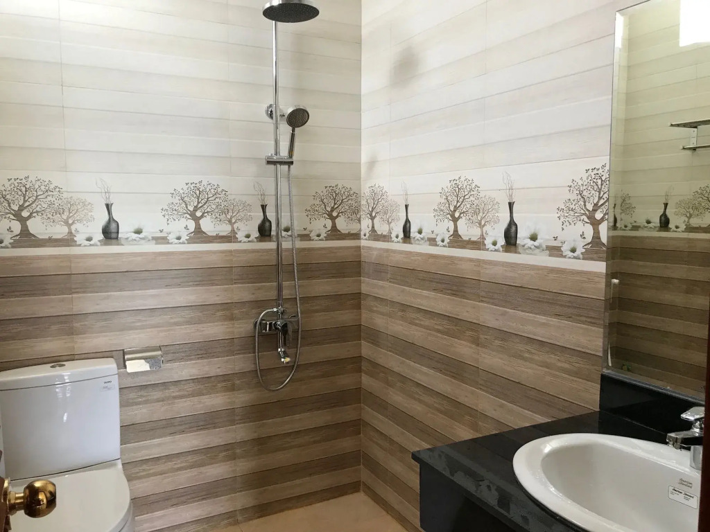 NHAT TAN HOTEL
