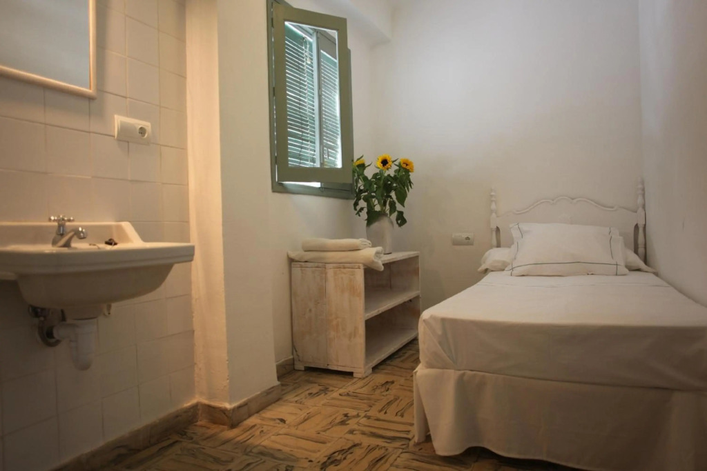 Juanita Hostal