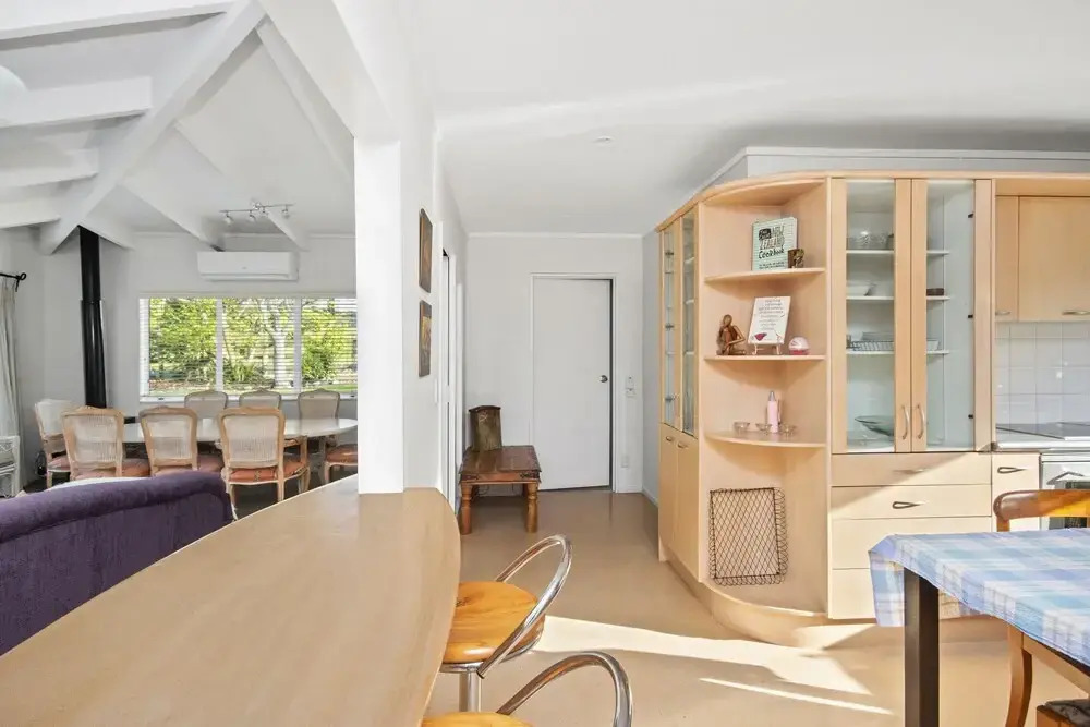 Maxwells Guest House and Tiny Home