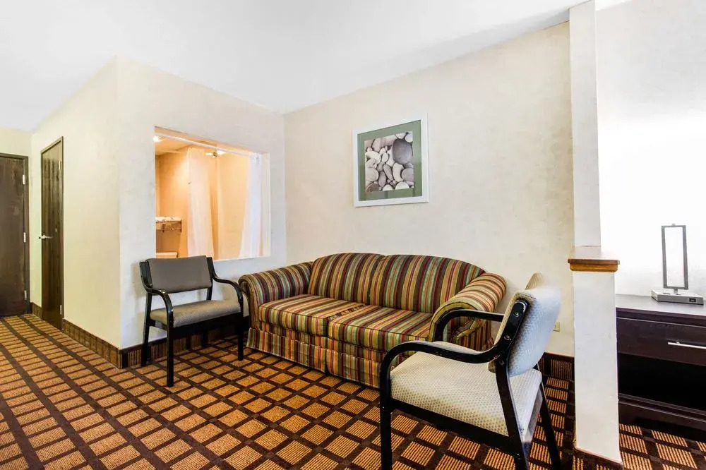 Americas Best Value Inn Monee / Chicago Area