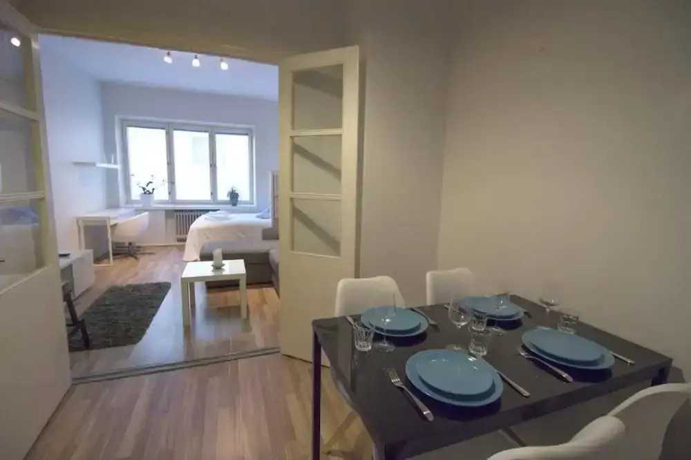 2ndhomes Comfy Apartment near the Sea