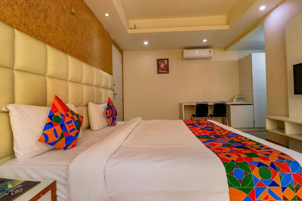 Fabhotel Gaba Corporate Suites