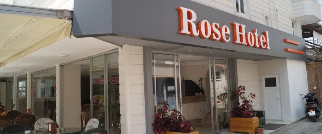 Rose Hotel