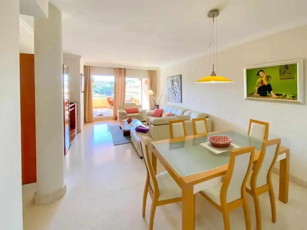 Apartamento en Los Patios de Santa Maria Golf