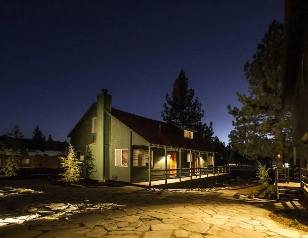 Noon Lodge