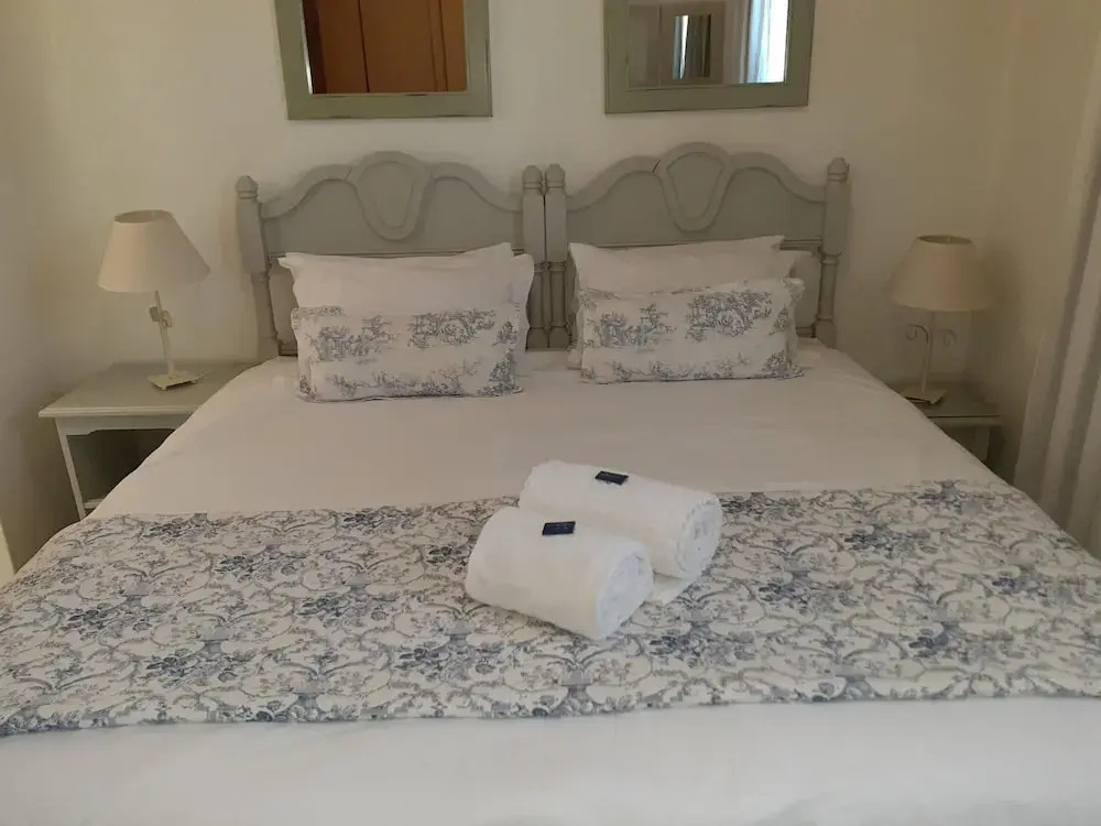 Sandstone Chameleon Guest House