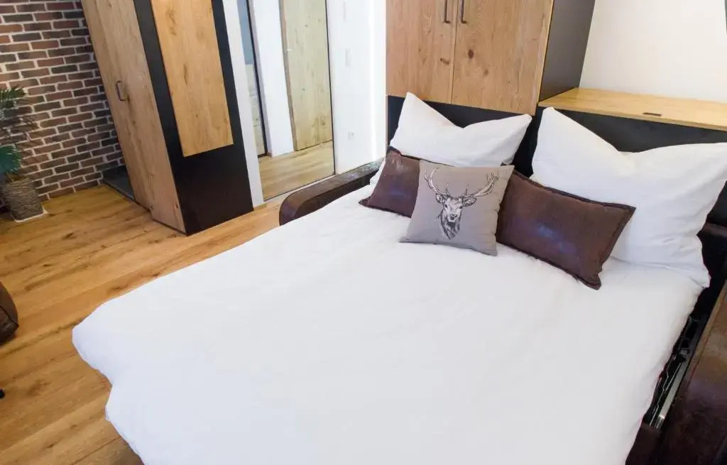 DAREBELL Loft Gratkorn Top 1