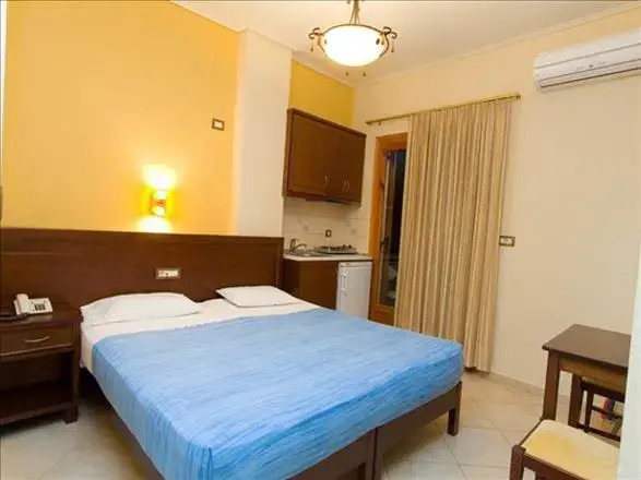 Ellopia Hotel