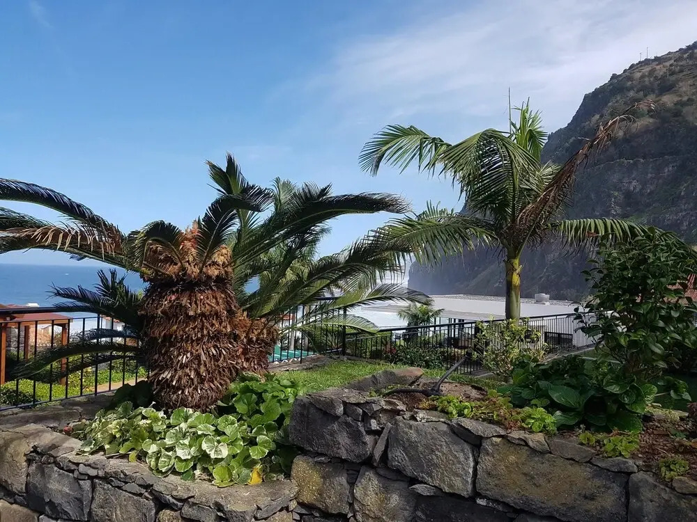 Studio in Ponta Delgada, With Wonderful sea View, Pool Access, Furnish