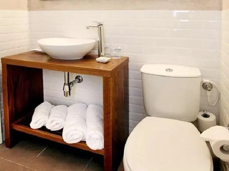 Marine Heights Suites