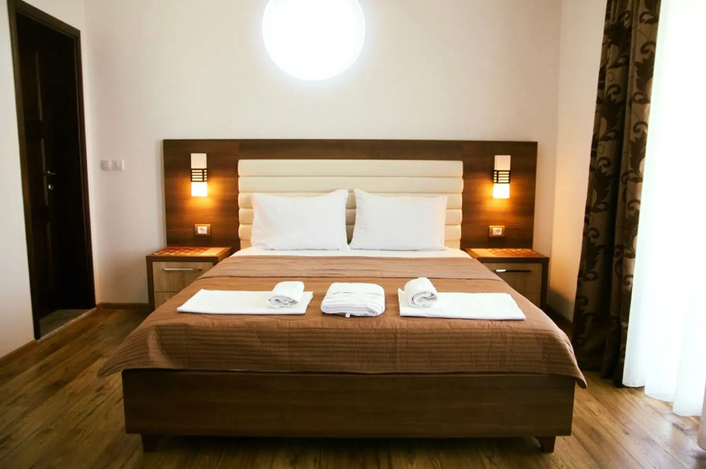 B&B Lovac Pool & Spa