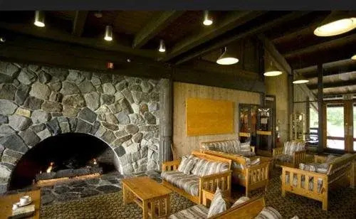 Glacier Bay Lodge