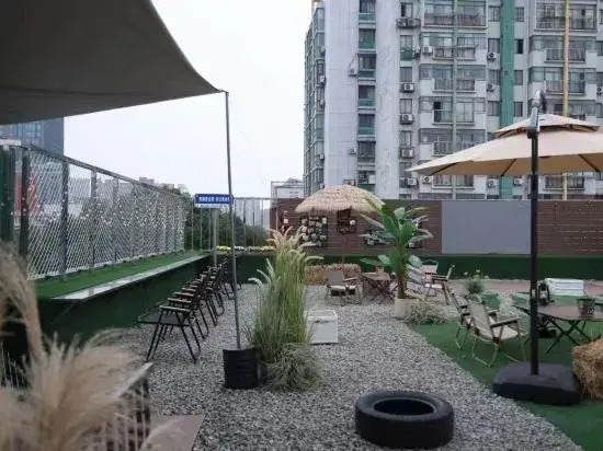 No.1 Hotel Apartment (Nanjing Jiangning Longhu Tianjie Zhushan Road Subway Station Branch)