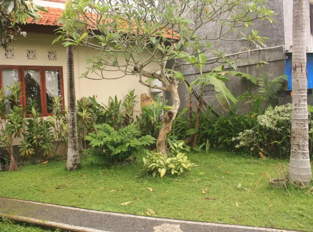 Pondok Loris Villa