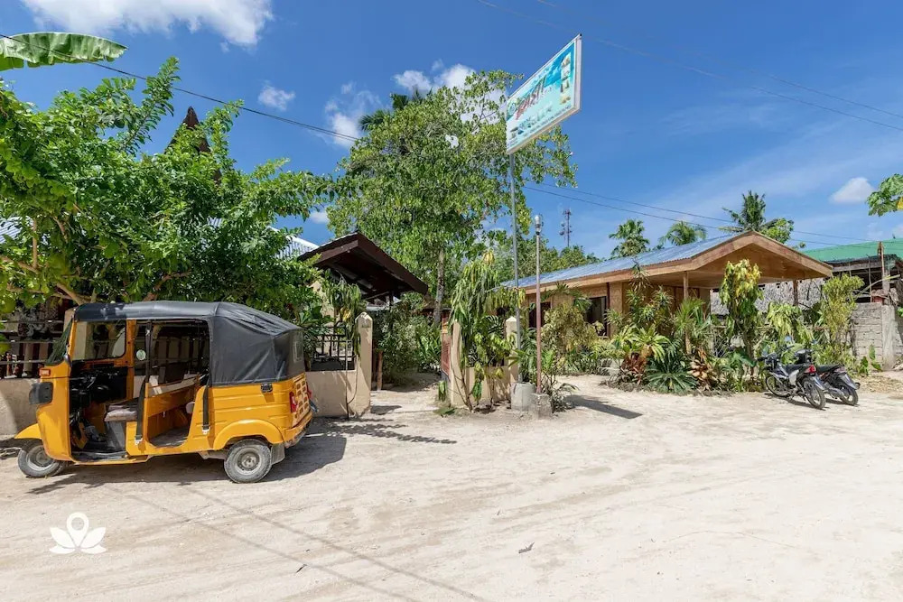 ZEN Rooms Basti Siargao
