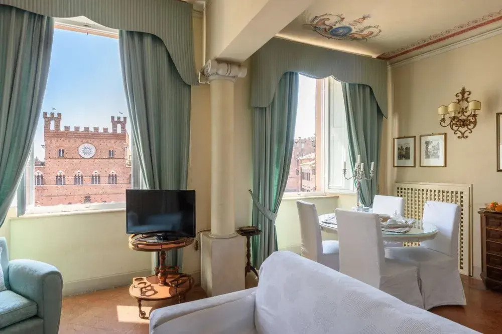 Suite Piccolomini
