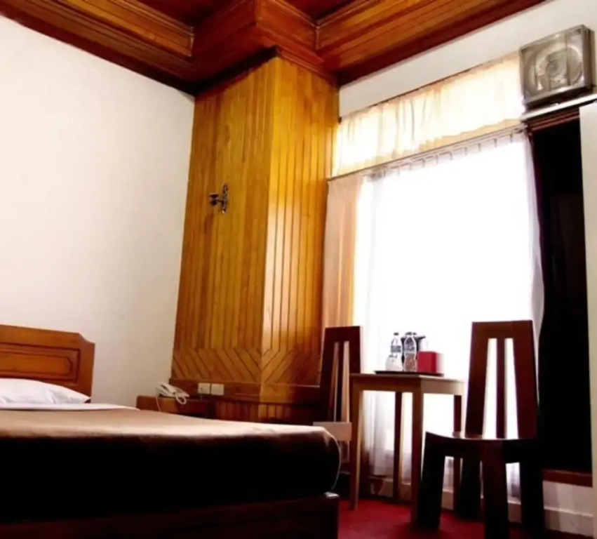 Hotel Ambun Suri