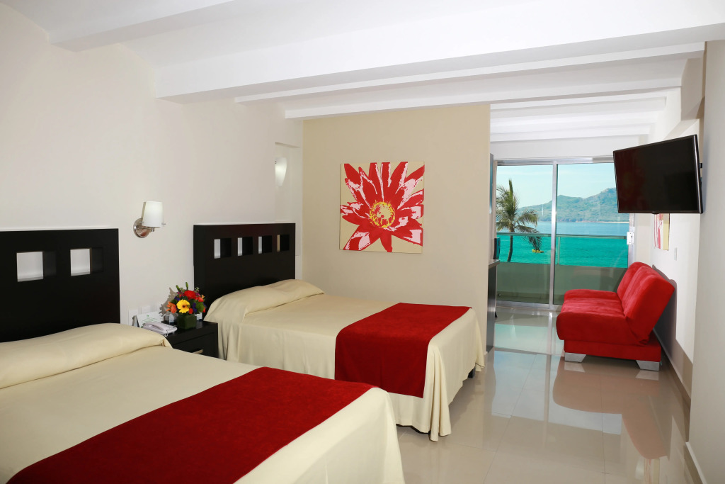 Las Flores Beach Resort