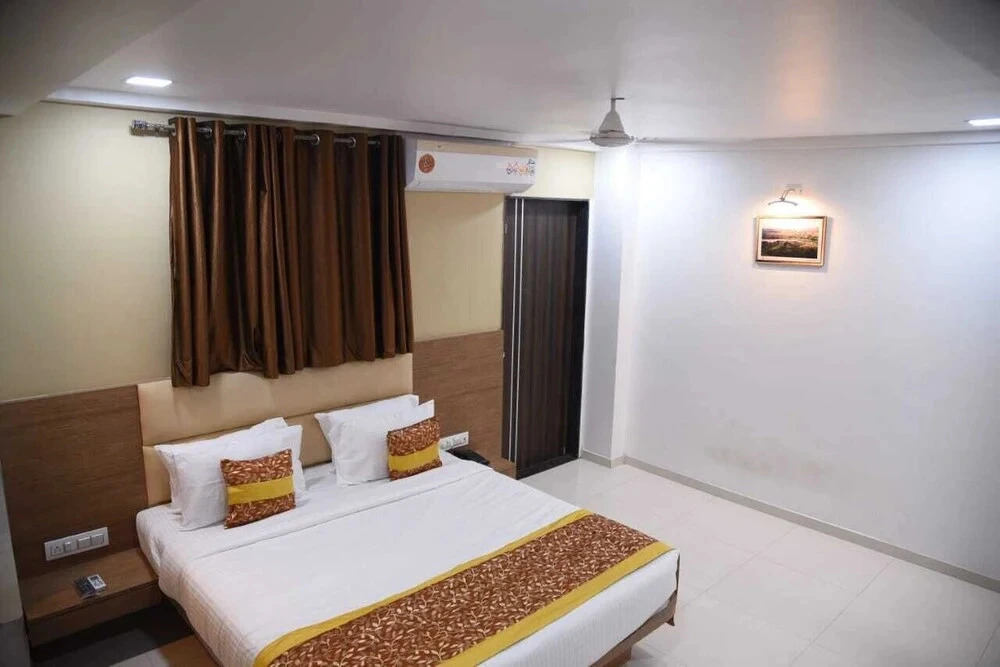 Royal Clarks Inn