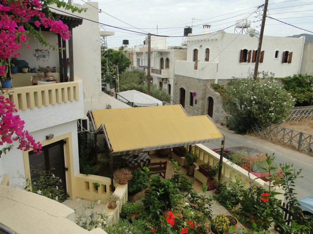 Paradise Inn
