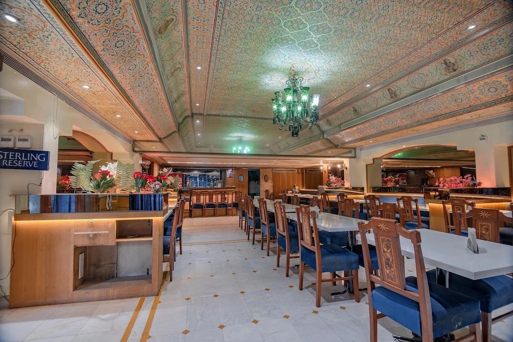 OYO 2428 Hotel Ashish
