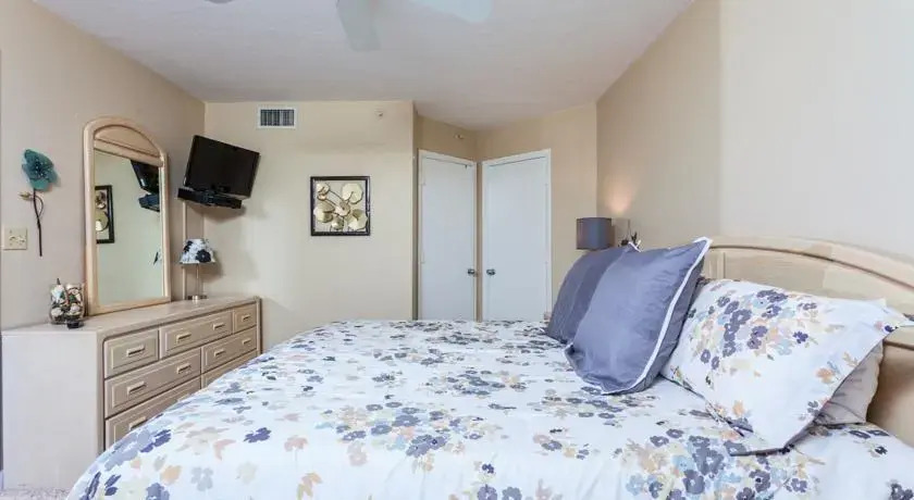 Santa Maria 112 by Vacation Rental Pros