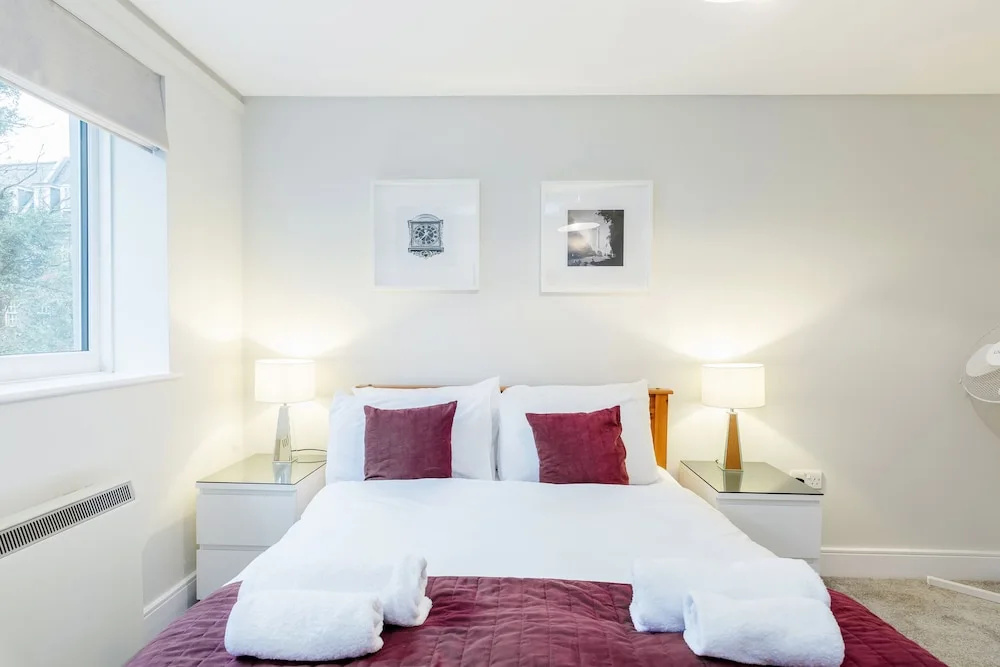 Marina Place by Roomspace Apartments