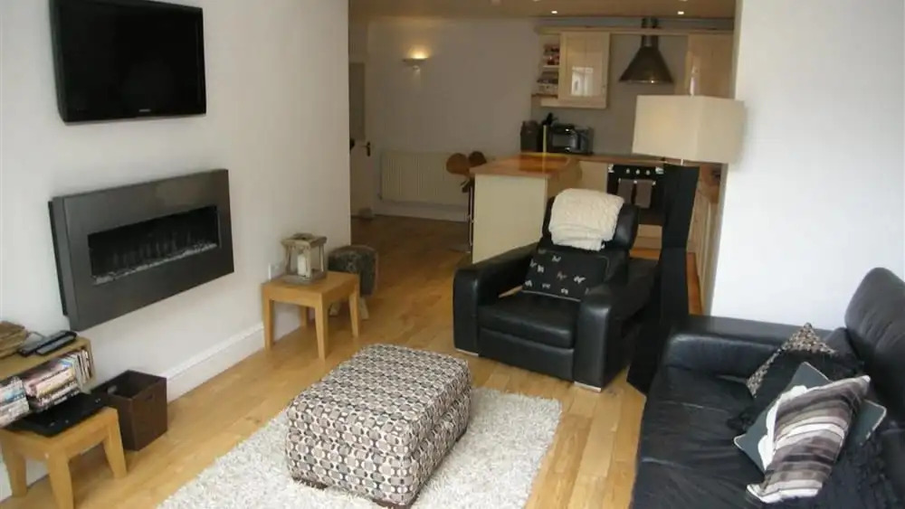 Victoria Street 37, Flat 1