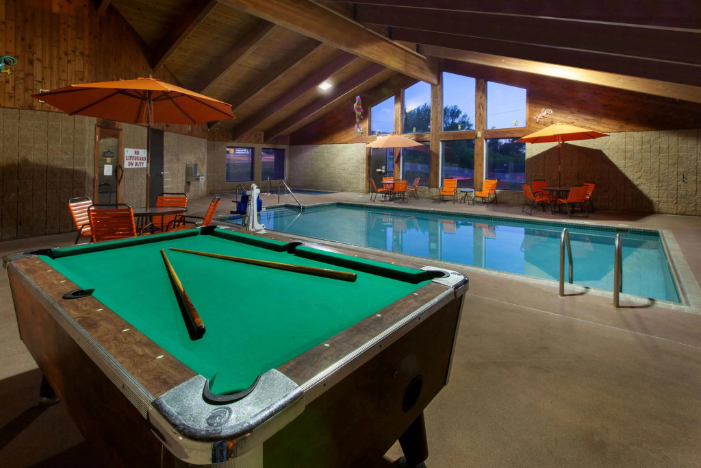 AmericInn by Wyndham Iron River