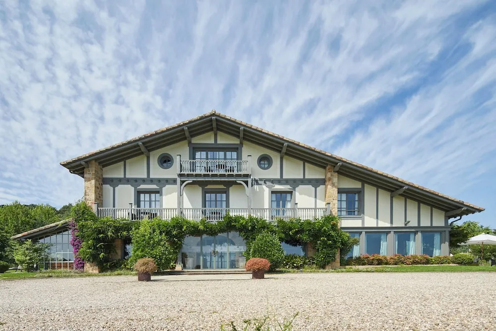Hotel Iturregi
