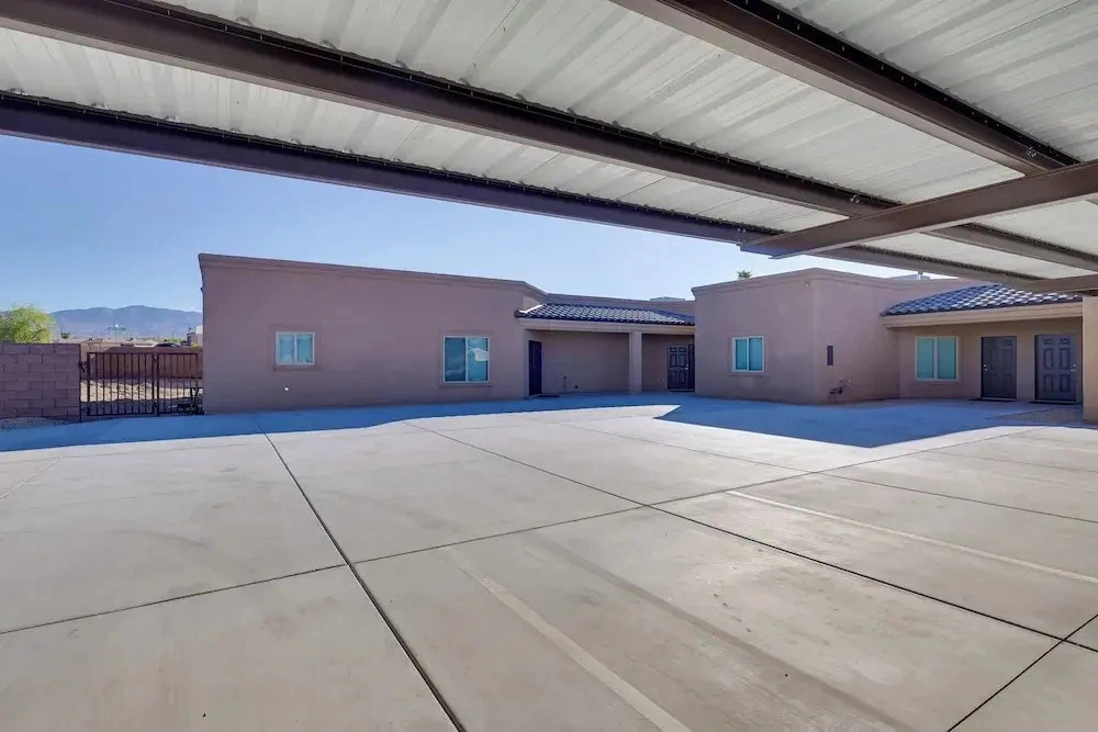 Desert Escape Near Lake Havasu & London Bridge