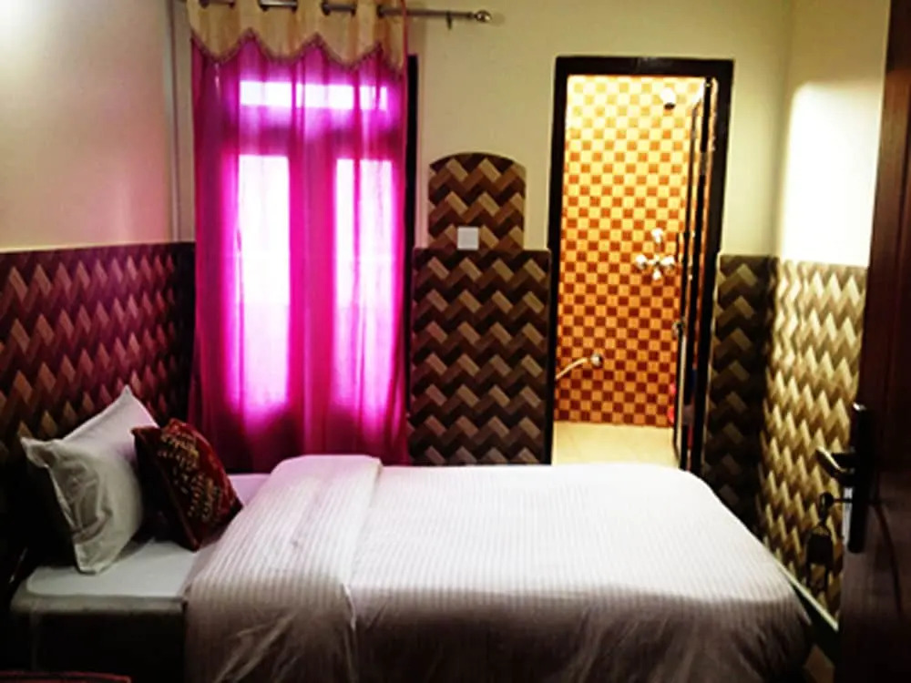 Hotel Crown