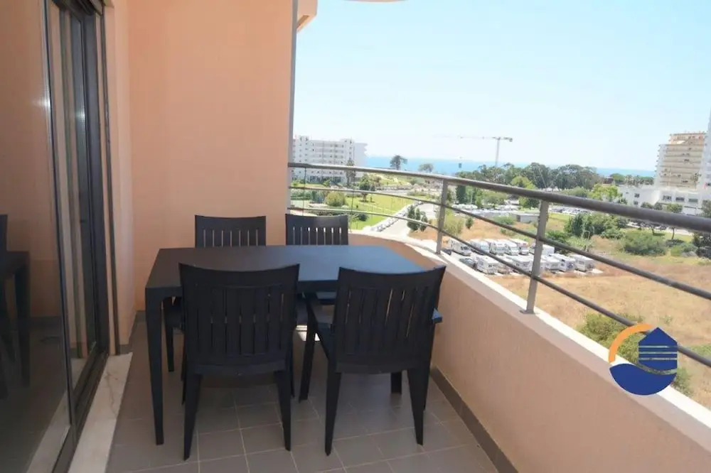 16 in Portim o With 2 Bedrooms and 2 Bathrooms