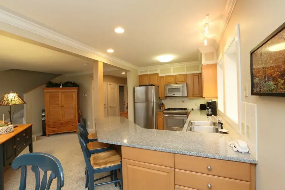 Upscale 3BR Topnotch Overlook