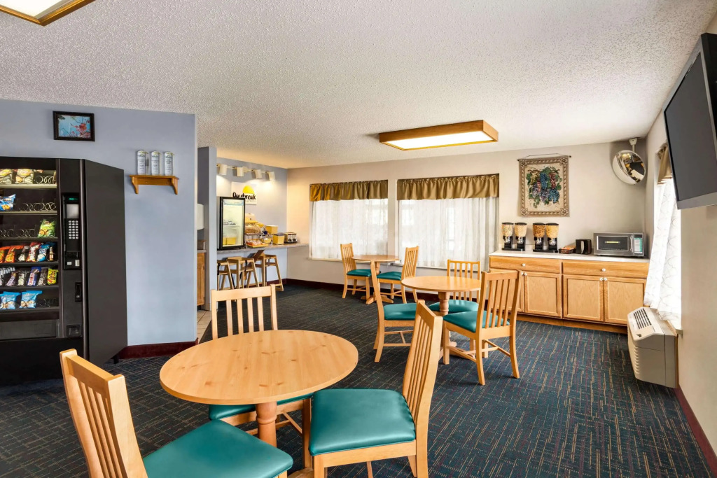 Days Inn by Wyndham Hurley