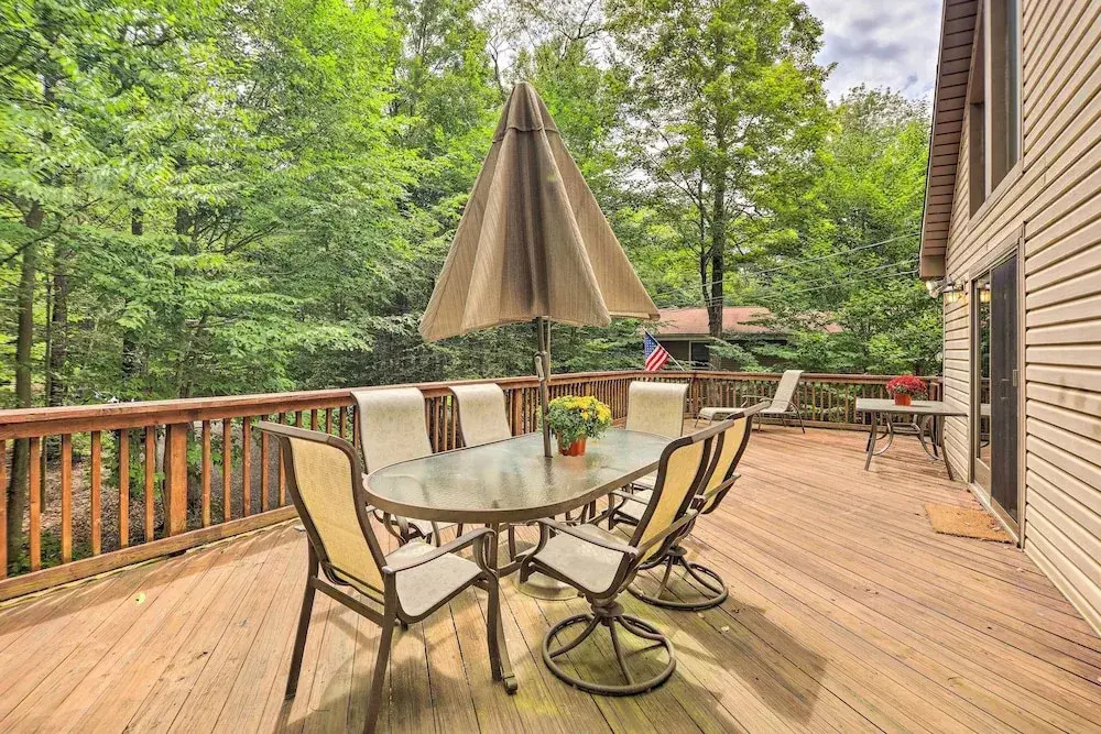 Fire Pit, Indoor Pool Access: Big Bass Lake Cabin